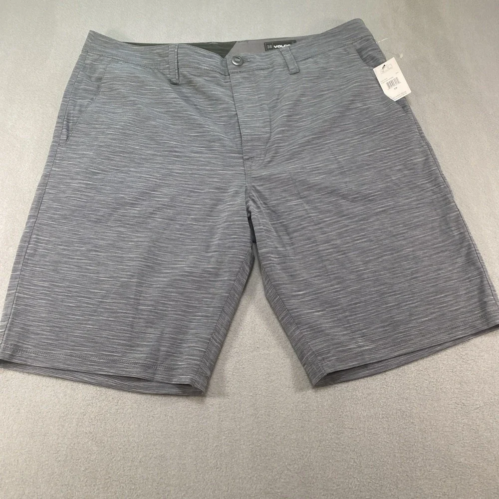Volcom Mens Surf Turf 4 Way Stretch Gray Shorts Surfing Outdoor Beach 38 NWT